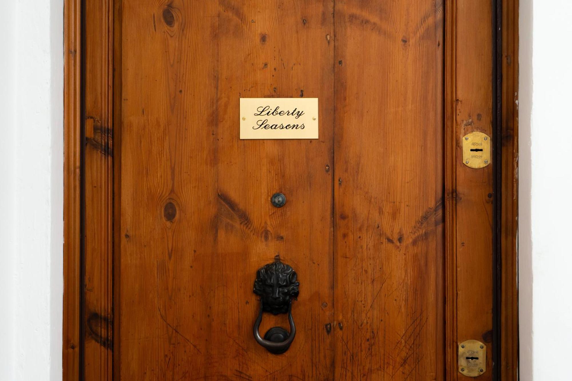 Liberty Seasons Hotel Firenze Bagian luar foto