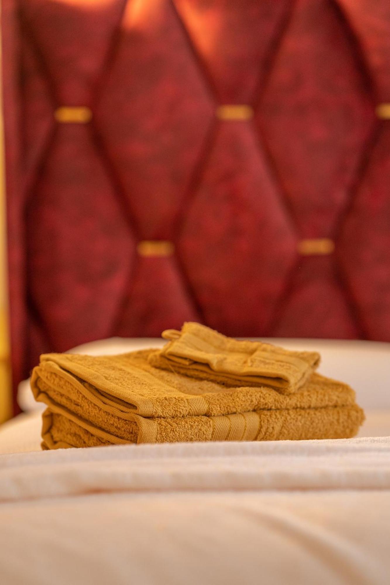 Liberty Seasons Hotel Firenze Bagian luar foto